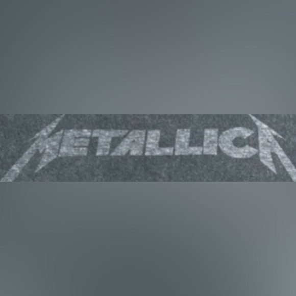 Metallica Vintage T-shirt Distressed Grunge Metallica Rock Band Concert Tee - Picture 11 of 15